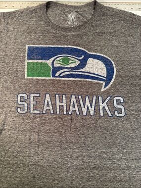 NFL Seattle Seahawks Gray Graphic Tee with Blue and Green Logo